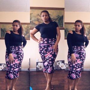 Torrid Floral print Pencil Skirt